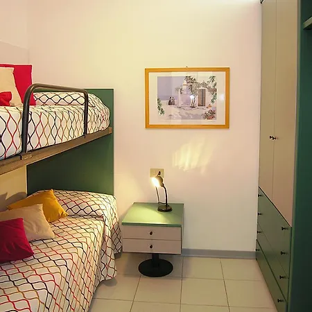 Pine Wood Apartment