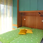 Pine Wood * Bibione