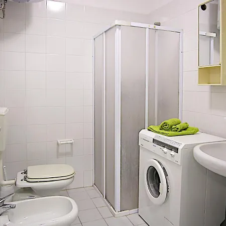 Apartment Pine Wood *
