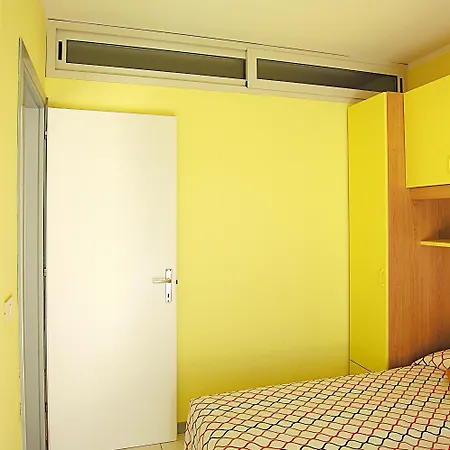 Pine Wood Apartment